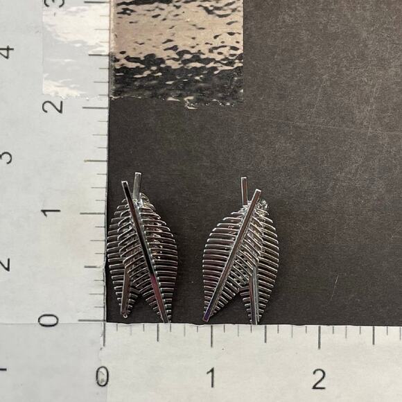 Vintage Silver Tone Quill Feather Leaves Brooch & Clip On Earrings Set Nature - Picture 5 of 5